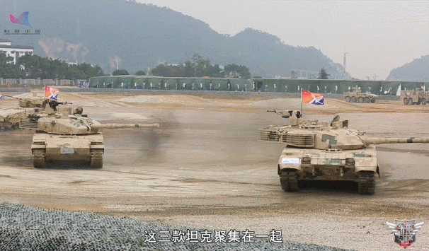 坦克秀技|炮管不动车身原地转圈 战场上这几项性能突出