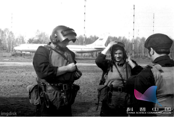 红色帝国之铠——苏联硬质防弹衣探究