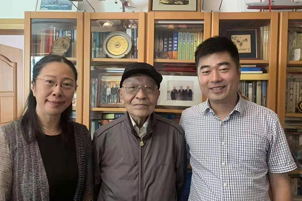 两代导弹驱逐舰总师——潘镜芙