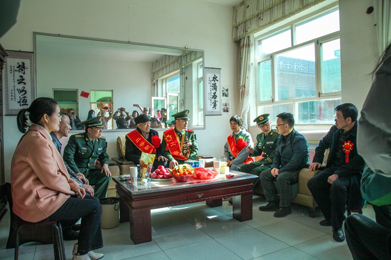 立功喜报送到家，一起见证军人荣耀！