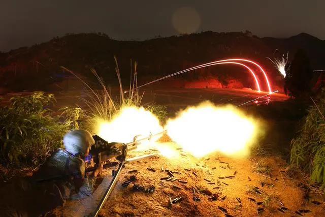 无人作战时代 地面炮兵怎样以智取胜？