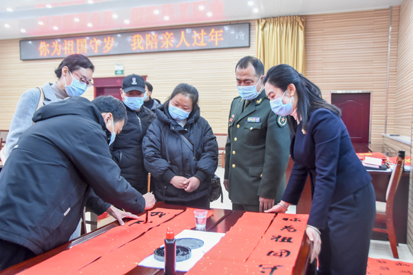 山西高平开展“你为祖国守岁 我陪亲人过年”新春拥军优属活动