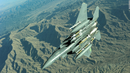 现代空战的开辟者——F-15“鹰”式战斗机