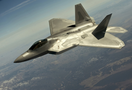 F-22“猛禽”,开辟新世纪的空战