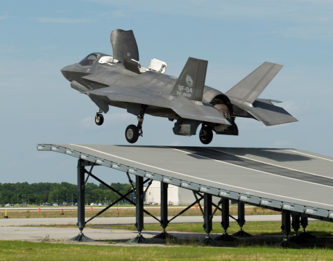 “闪电”变“肥电”,F-35为何还是如此受欢迎?